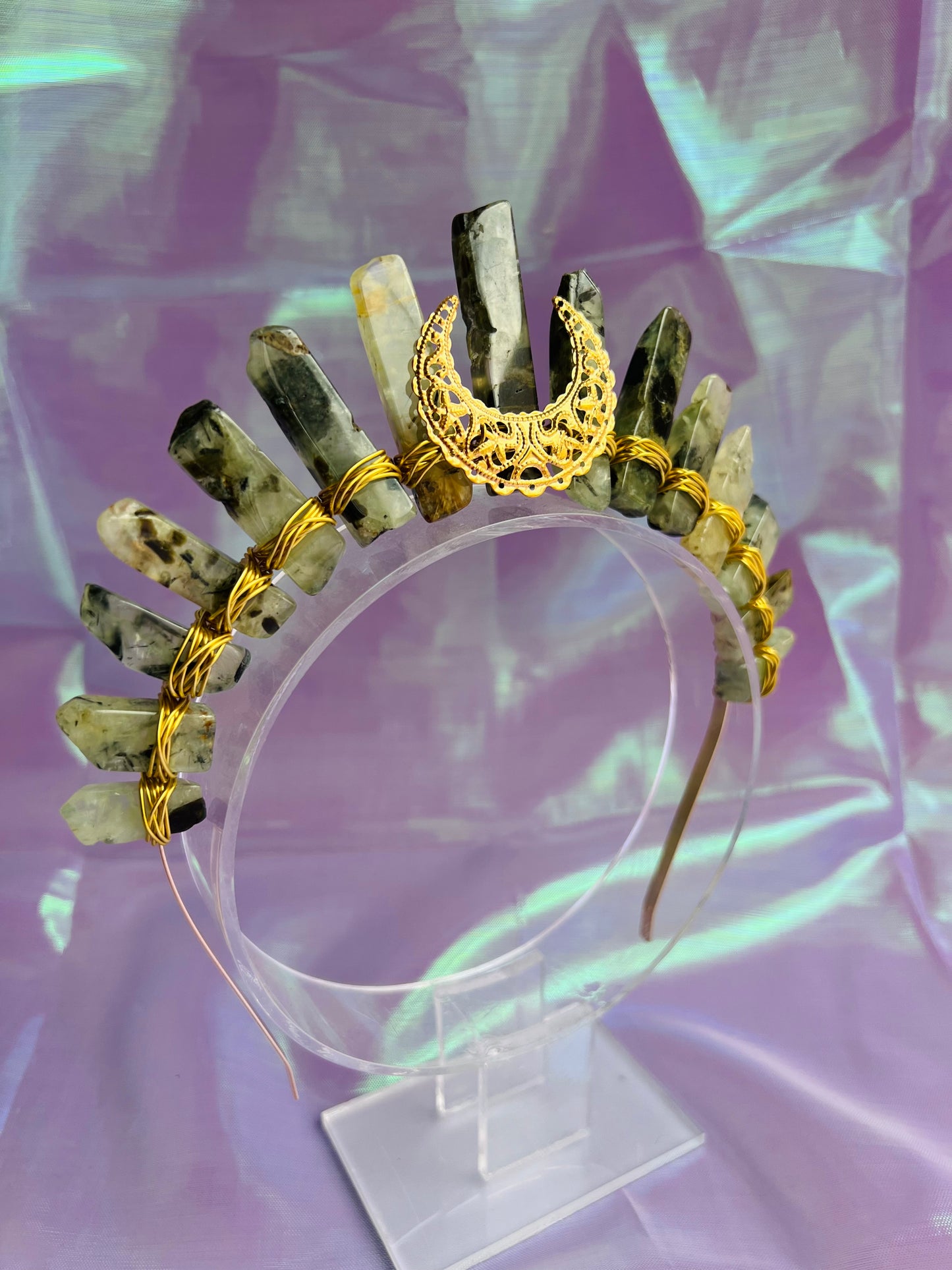 Prehnite Gold Crown