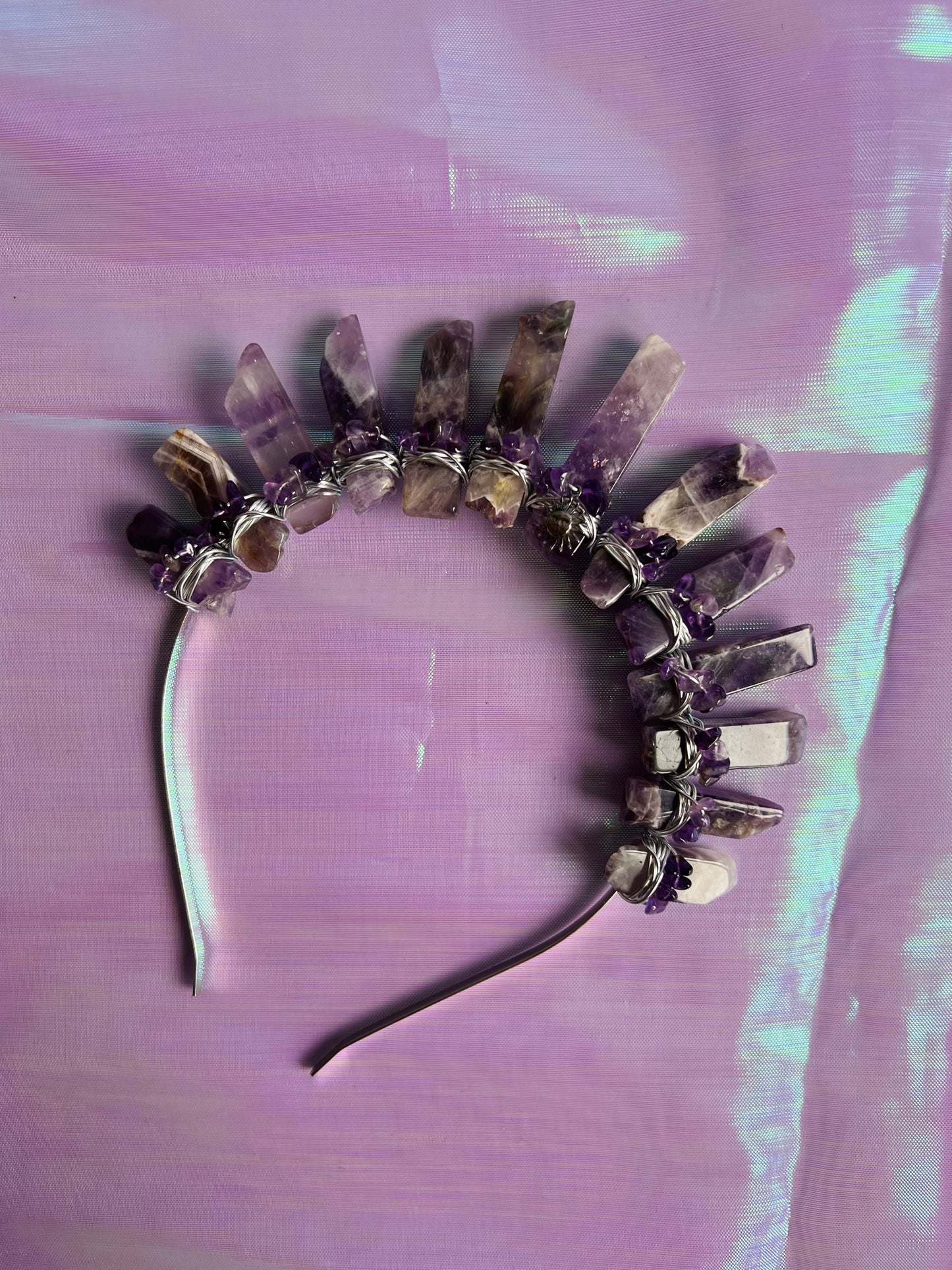 AMETHYST SILVER CROWN WITH AMETHYST CHIPS
