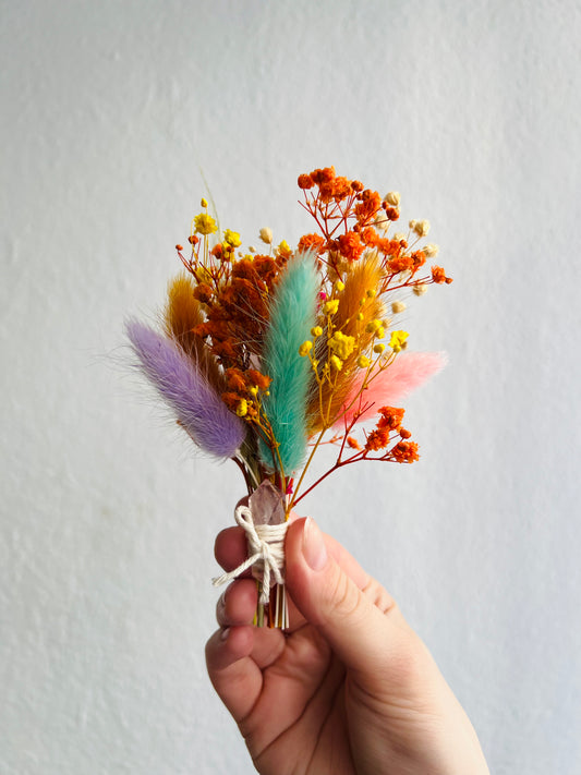 MINI ROSE QUARTZ COLORFUL WEDDING BOUTONNIERE