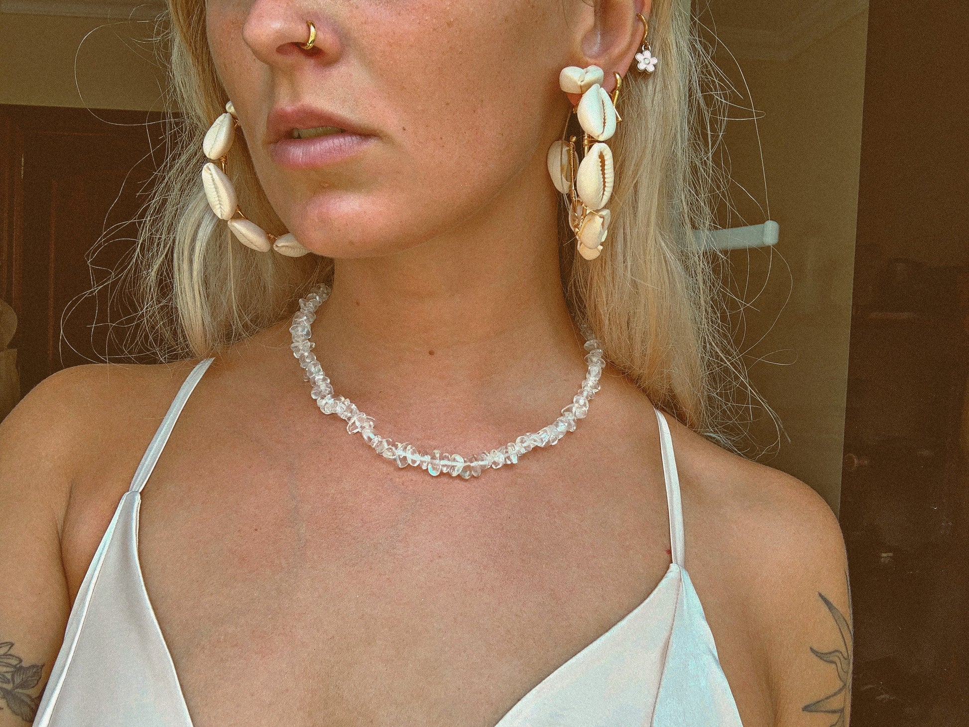 CLEAR QUARTZ NECKLACE