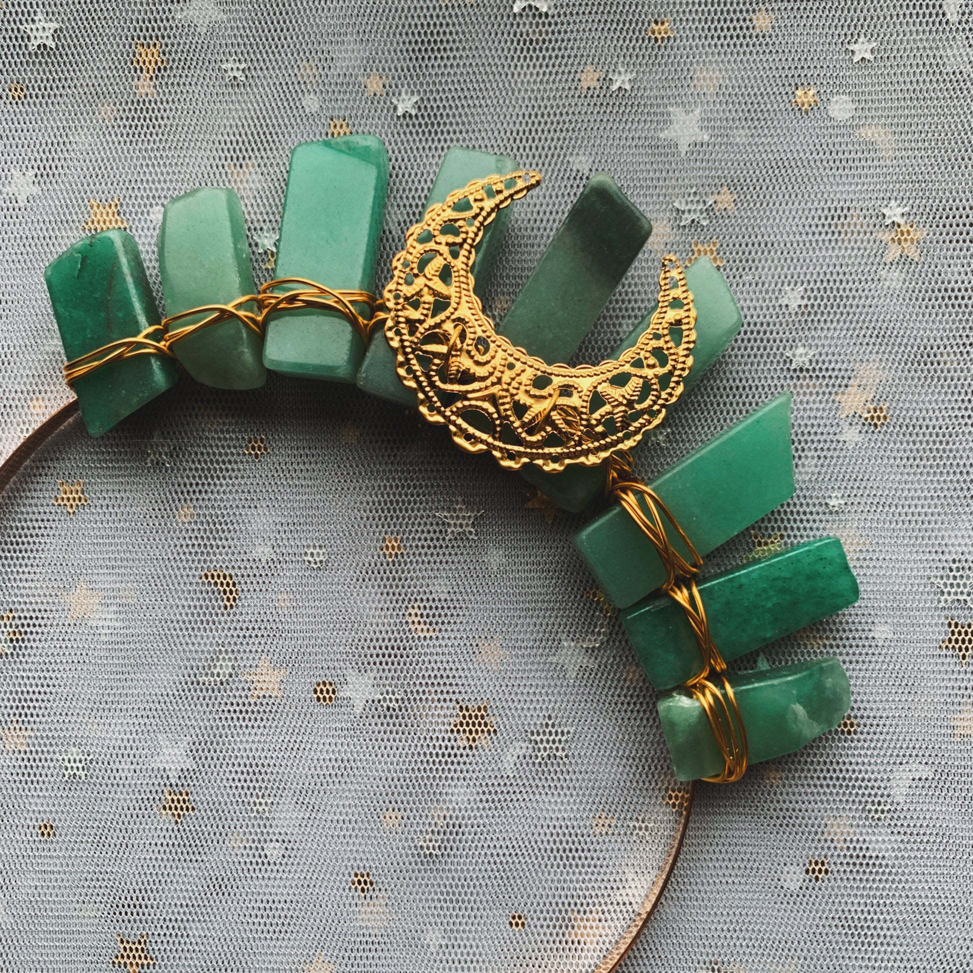 GREEN AVENTURINE SMALL GODDESS CRYSTAL CROWN