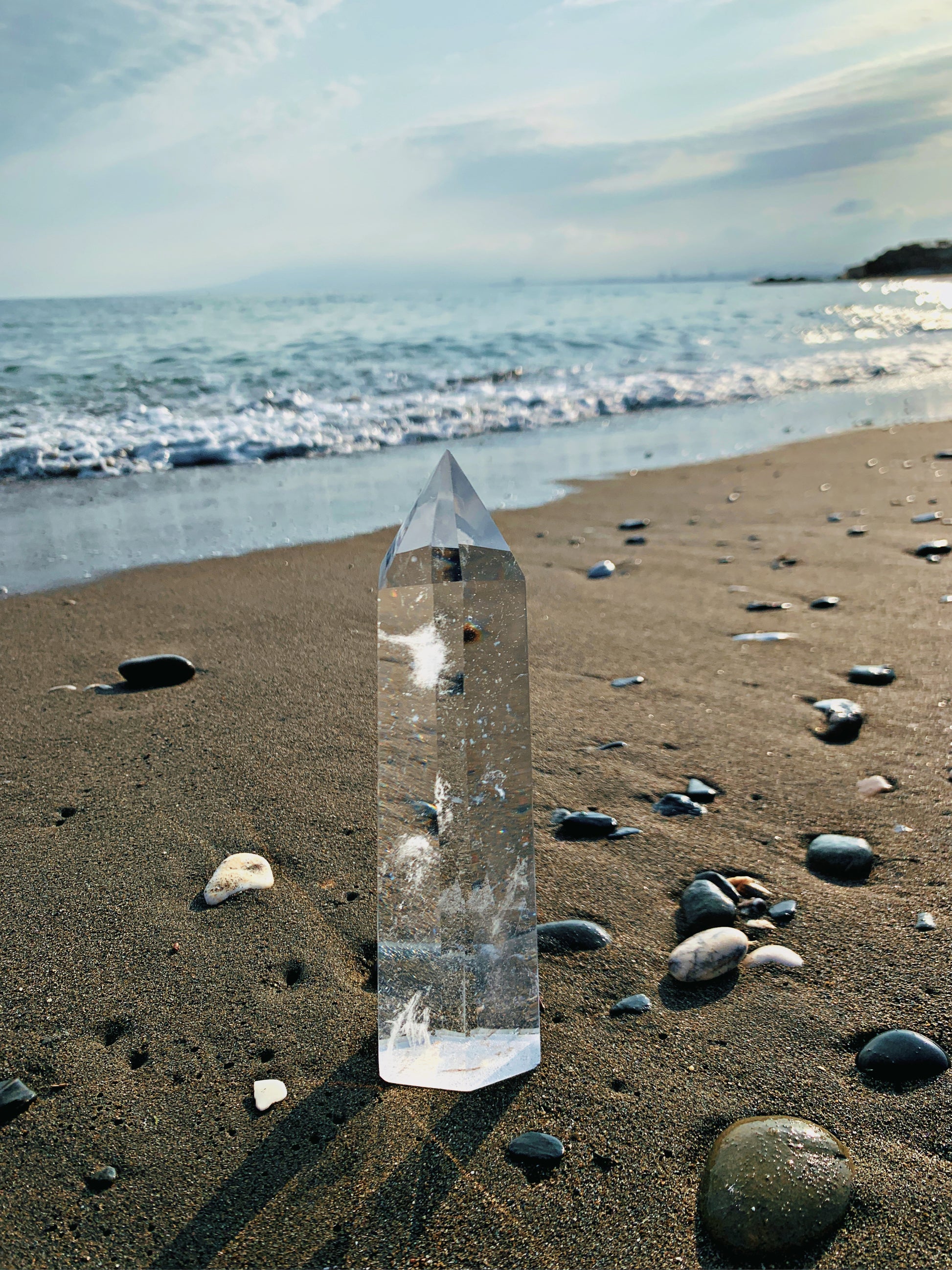 LARGE CLEAR QUARTZ CRYSTAL TOWER